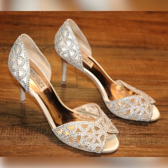 Badgley Mischka Shoes - Badgley Mischka SZ 8 Marla Peep Toe Pump Heels